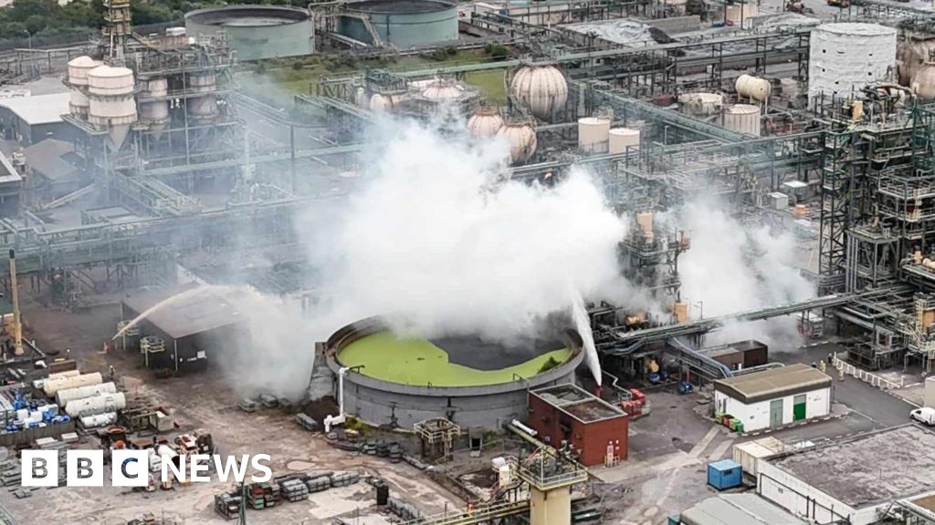 South Wales chemical incident over after mist emerged from plant