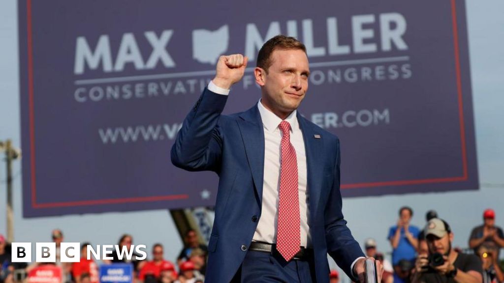 Man accused of forcing US congressman off road turns himself in thumbnail