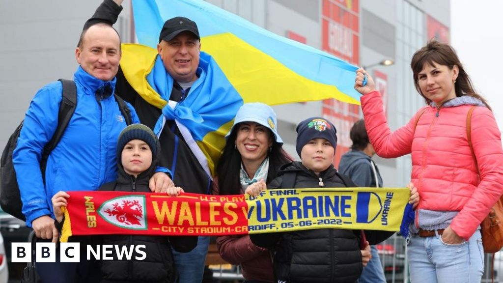 <div>World Cup: Wales 'knows most of world against us' in Ukraine play-off</div>