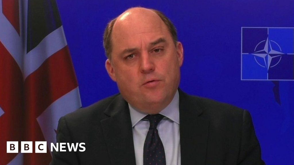 RussiaUkraine tensions Russian troops are in assault positions Wallace