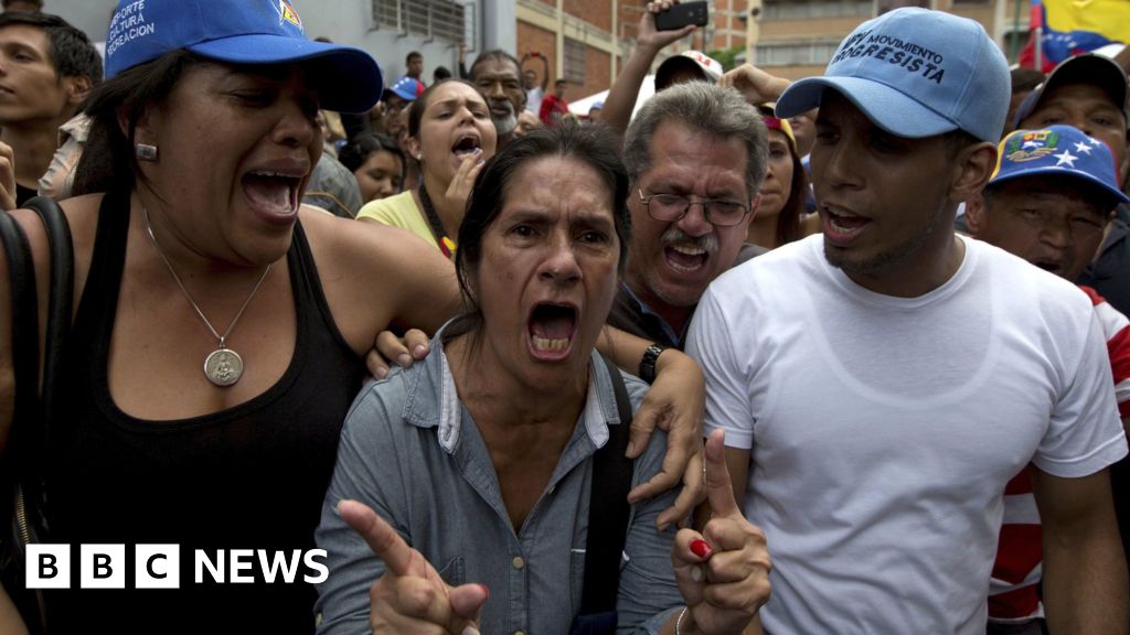 Venezuela Opposition Says Petition To Oust Maduro Is Validated - BBC News