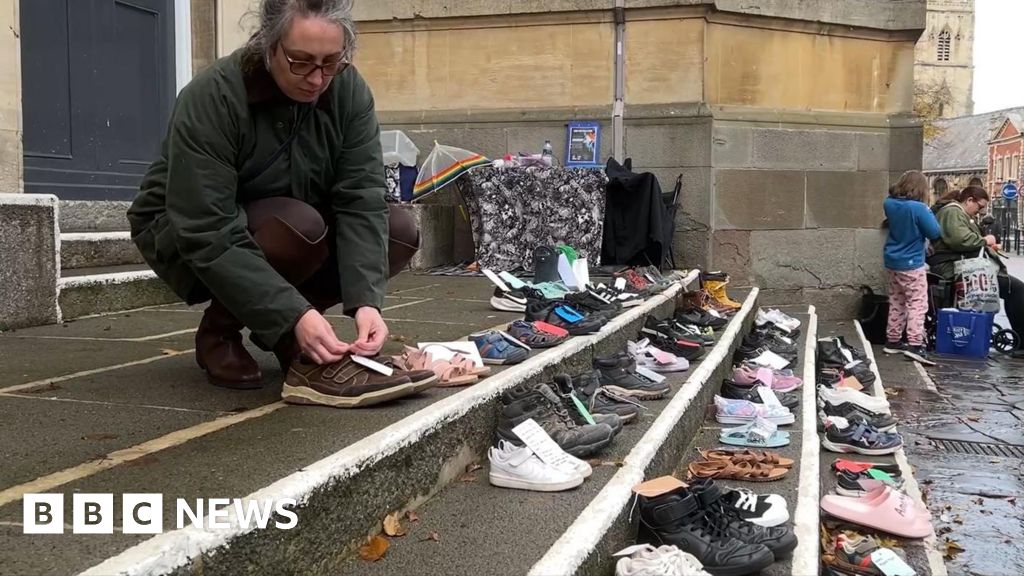 Parents' shoe protest for better Send support