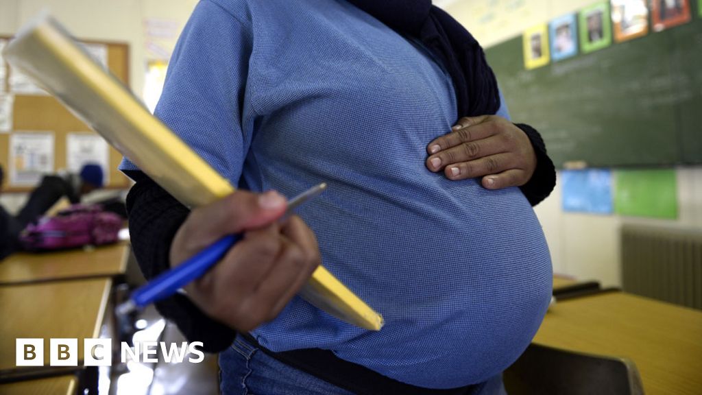 Sierra Leone Overturns Ban On Pregnant Schoolgirls Bbc News 