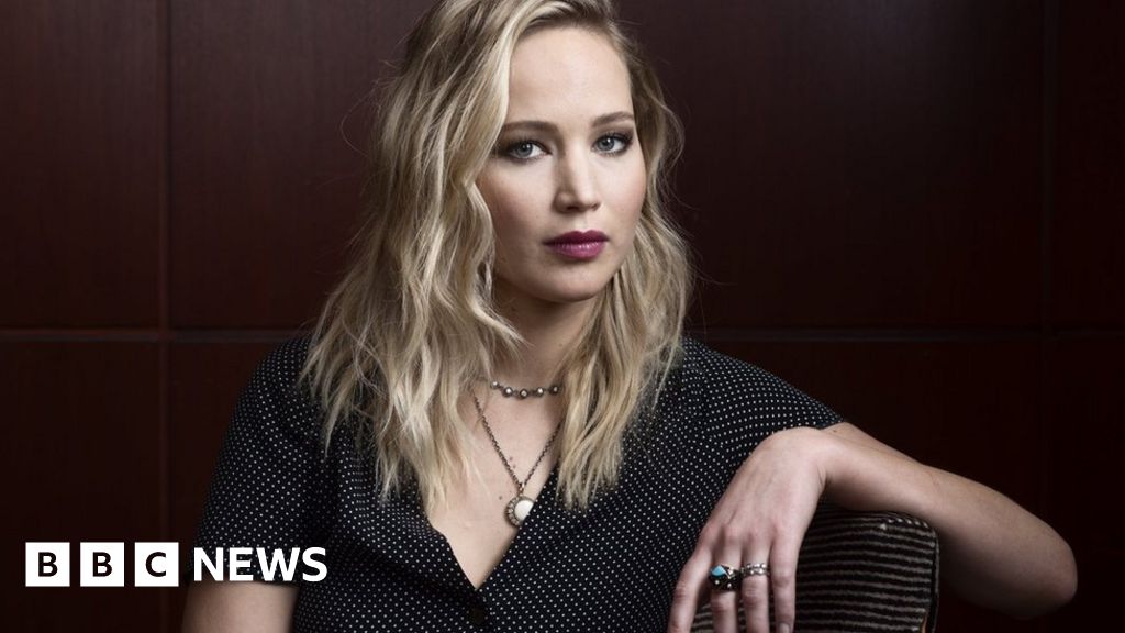 Fotografia disfarçada de Jennifer Lawrence no Afeganistão