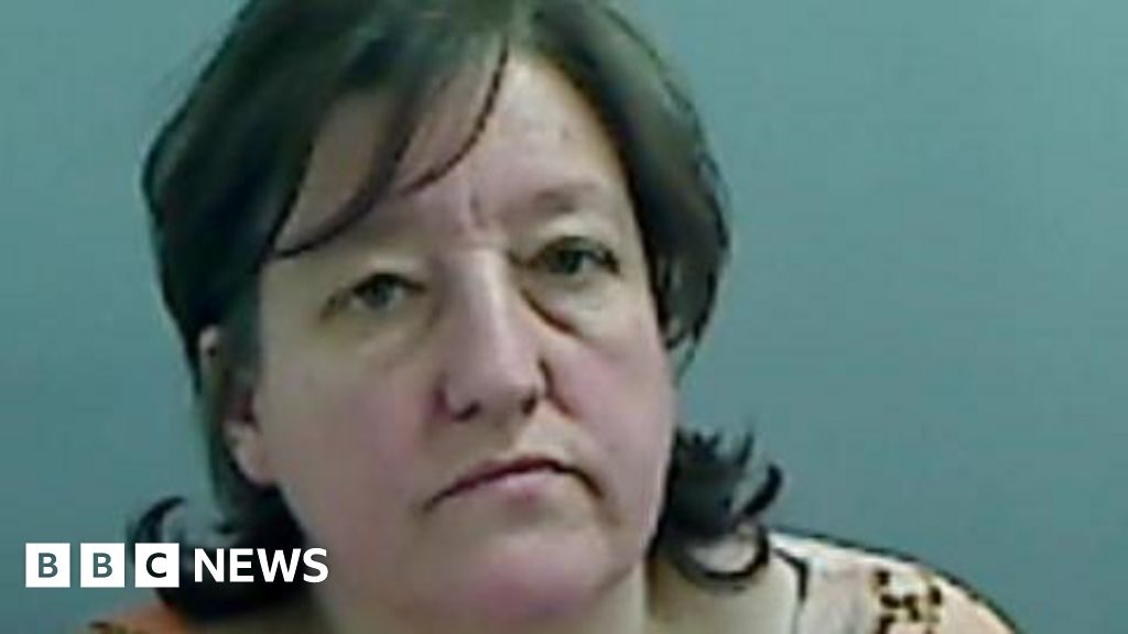 'Carer' stole from elderly woman and altered her will - BBC News