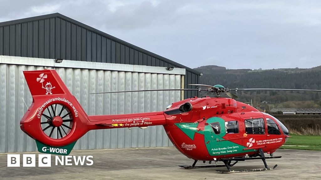 Wales Air Ambulance: Welshpool and Caernarfon bases to close 