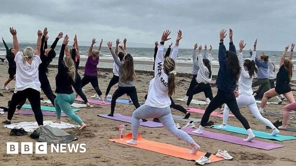 I’ve ditched nights out for yoga on a cold beach – BBC News