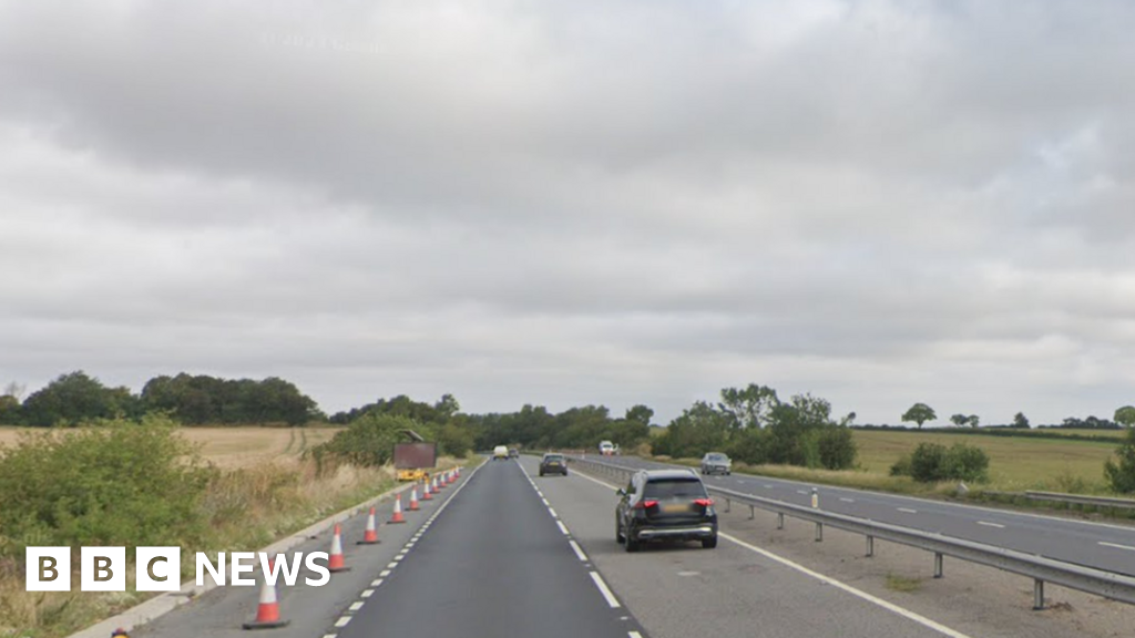 Suffolk: Appeal To Trace Lorry Driver After A14 Crash - BBC News