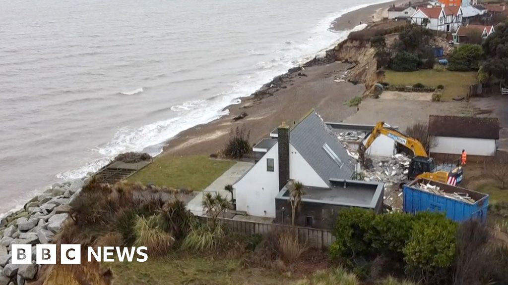 Fourth Thorpeness home on eroding Suffolk coast torn down