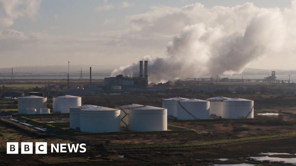 British Gas owner buys huge LNG terminal for £1.66bn