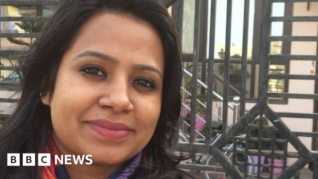 Deepika Bhardwaj: The woman who fights for men's rights - BBC News