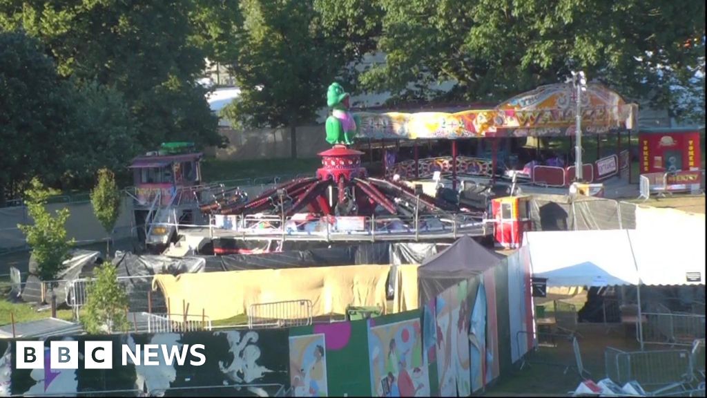 Lambeth Country Show: Woman has life-threatening injuries in ride malfunction