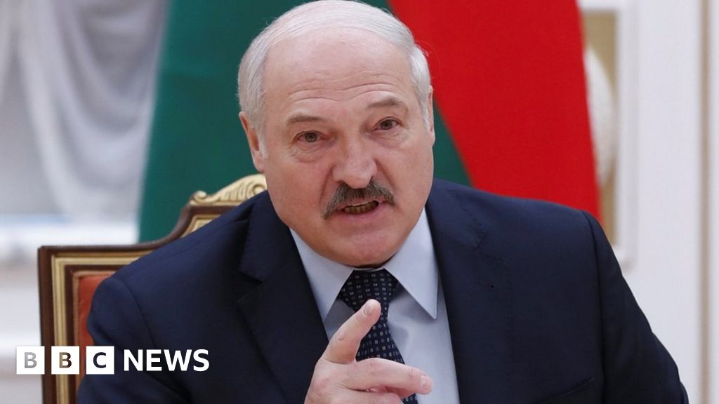 Belarus closes border to Ukraine over coup claim