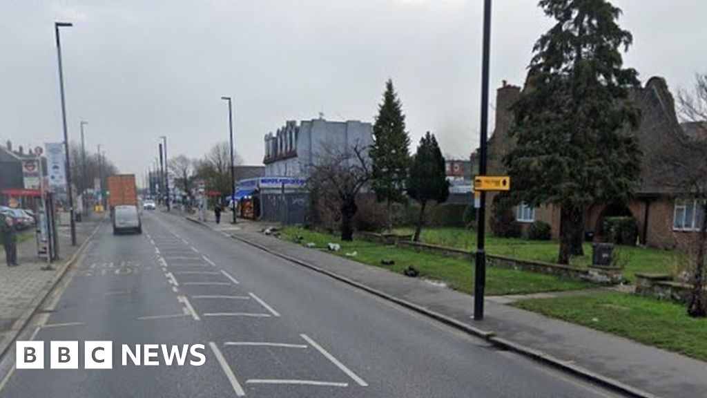 Staines Road, Bedfont