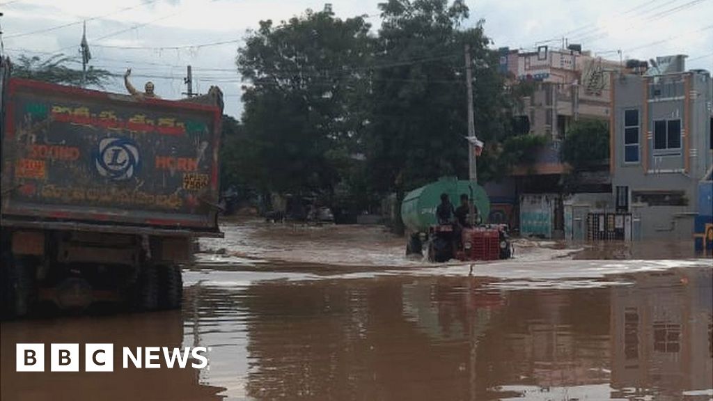 Andhra Pradesh floods: At least 30 dead and thousands displaced in floods