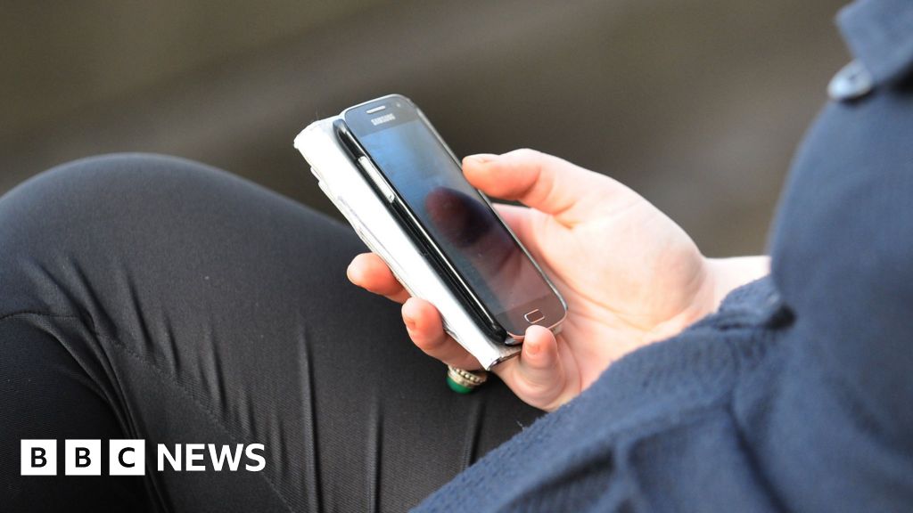 Vodafone 'sorry' for signal issues affecting Wester Ross