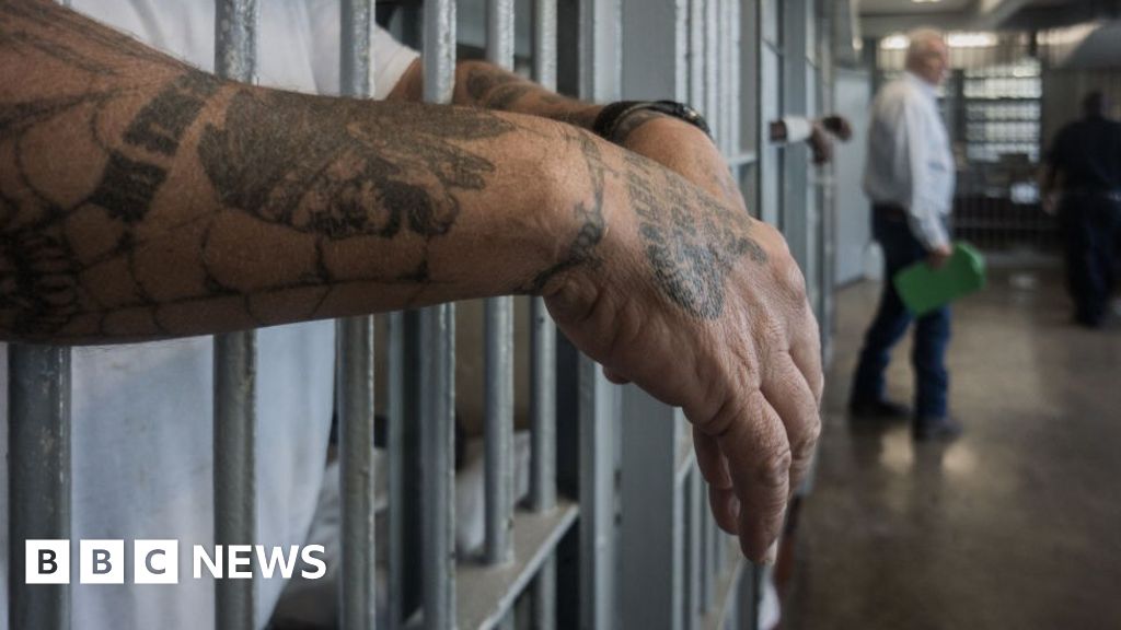How desperate US prisoners try to escape deadly heat