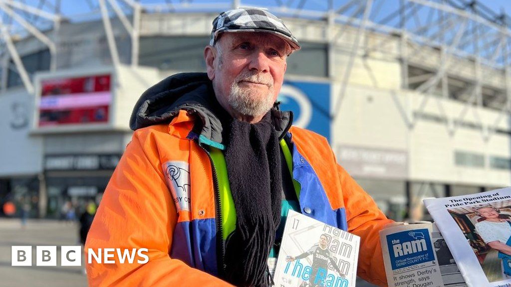 Derby County programme seller calls full-time after 60 years