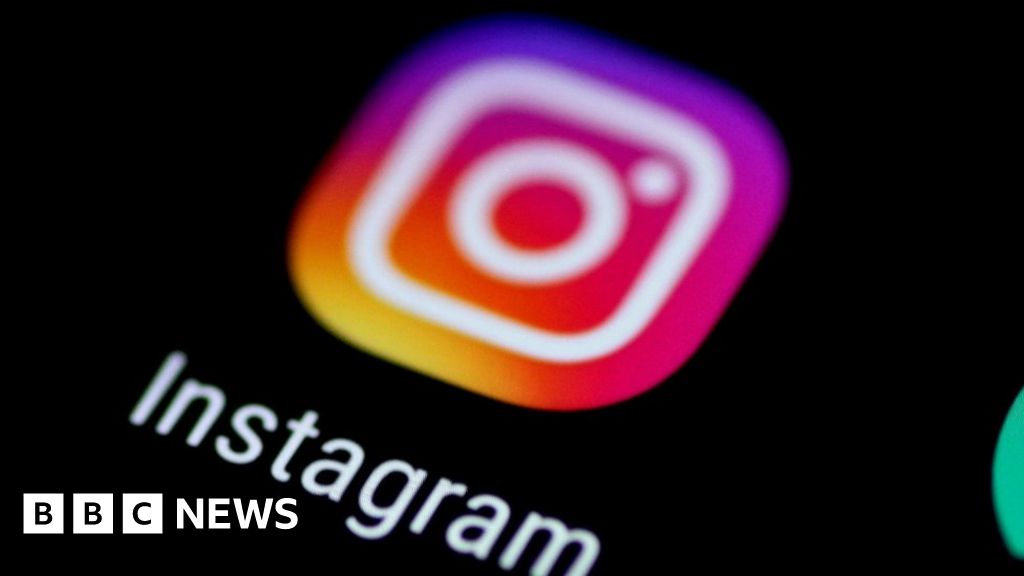 Instagram demands date of birth from new members