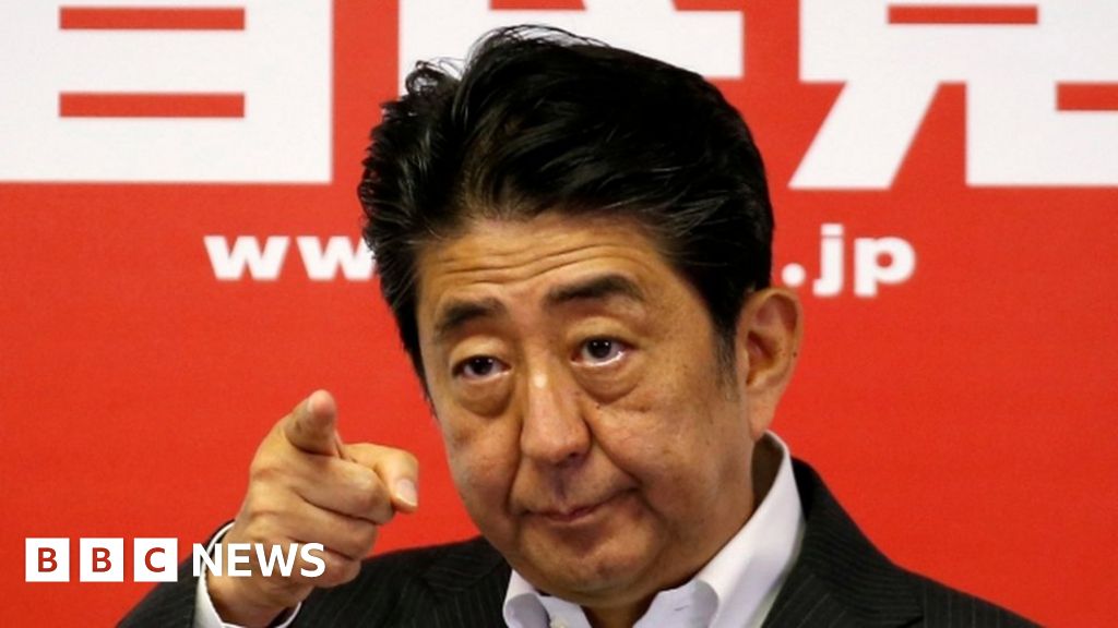 Shinzo Abe: Japan's PM resigns for health reasons