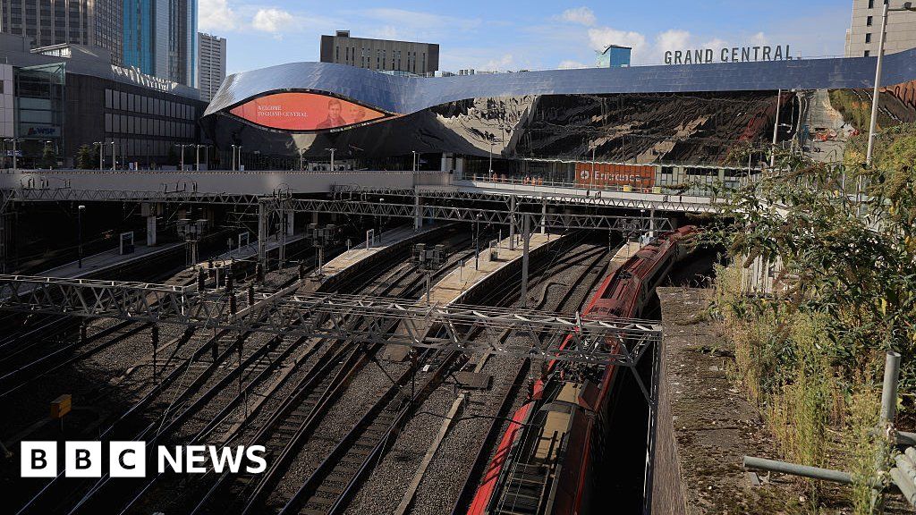 Rail Delays After Man Hit By Train Near Birmingham International Bbc News 