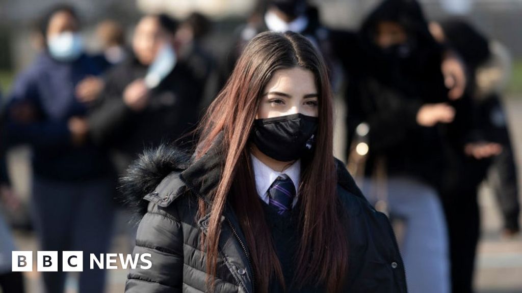 Covid in Scotland Face mask rules to remain in Scottish schools