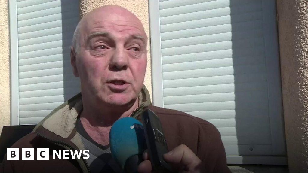 Eye Witness Says French Hostage Taker Ran After Him Bbc News 6496