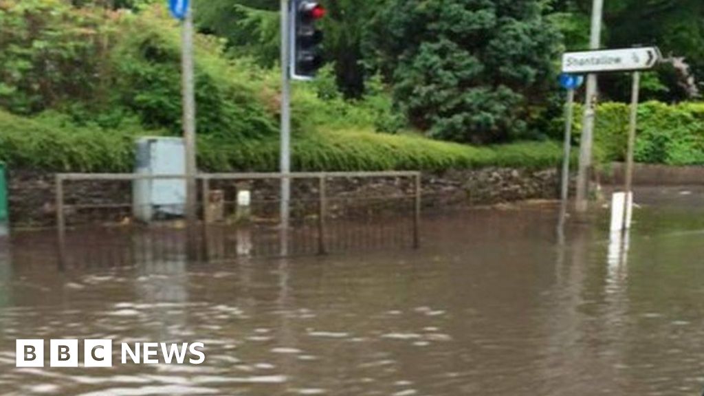 Roads flooded after heavy rain in Londonderry BBC News