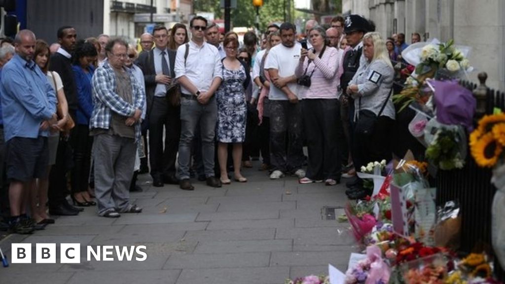 7 July London bombings: Ceremonies in memory of victims - BBC News