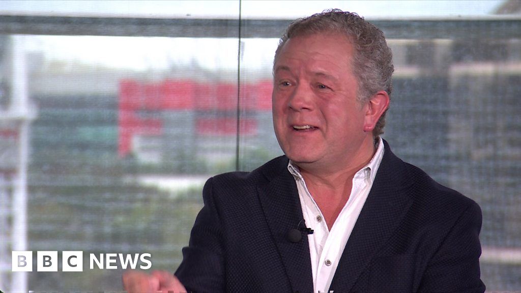 Culshaw impersonates a 'relaxed and syrupy' Sunak