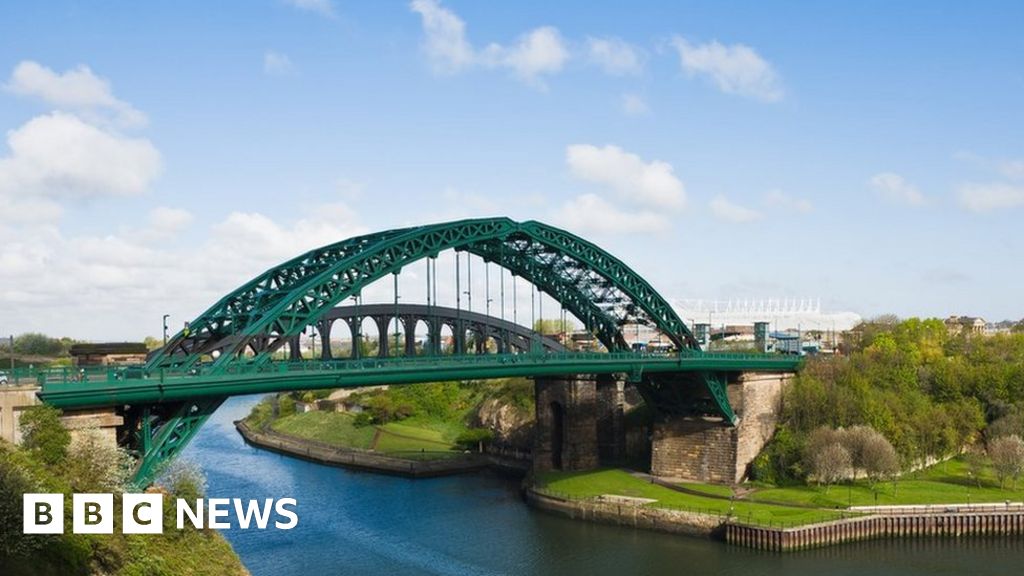 Sunderland's shrinking young population BBC News