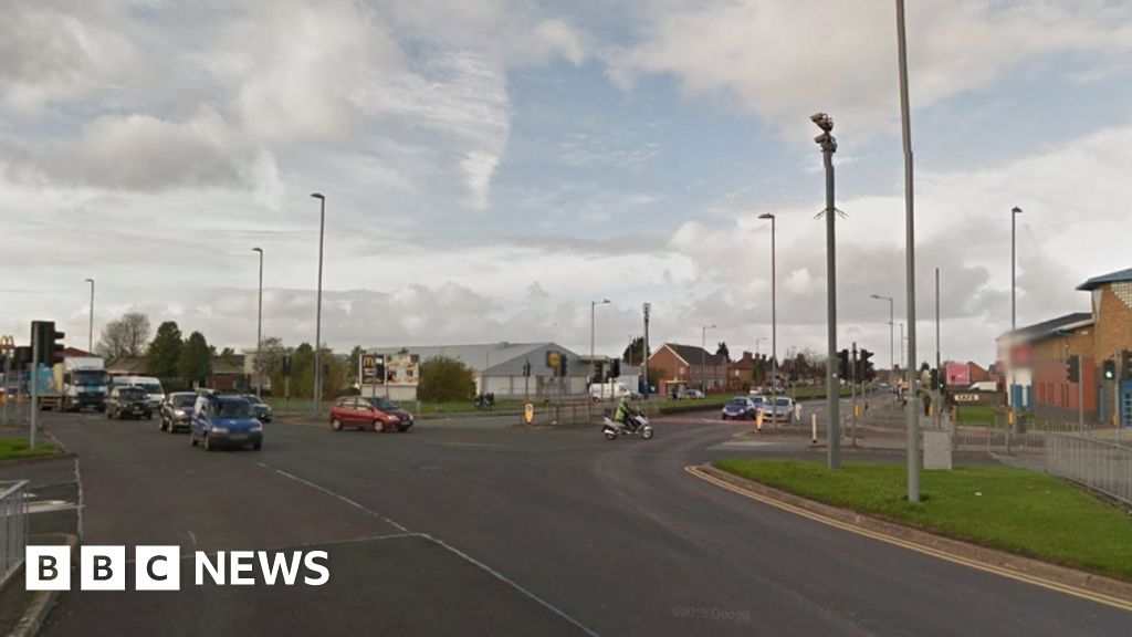 Cyclist, 13, killed in crash with car in Huyton - BBC News