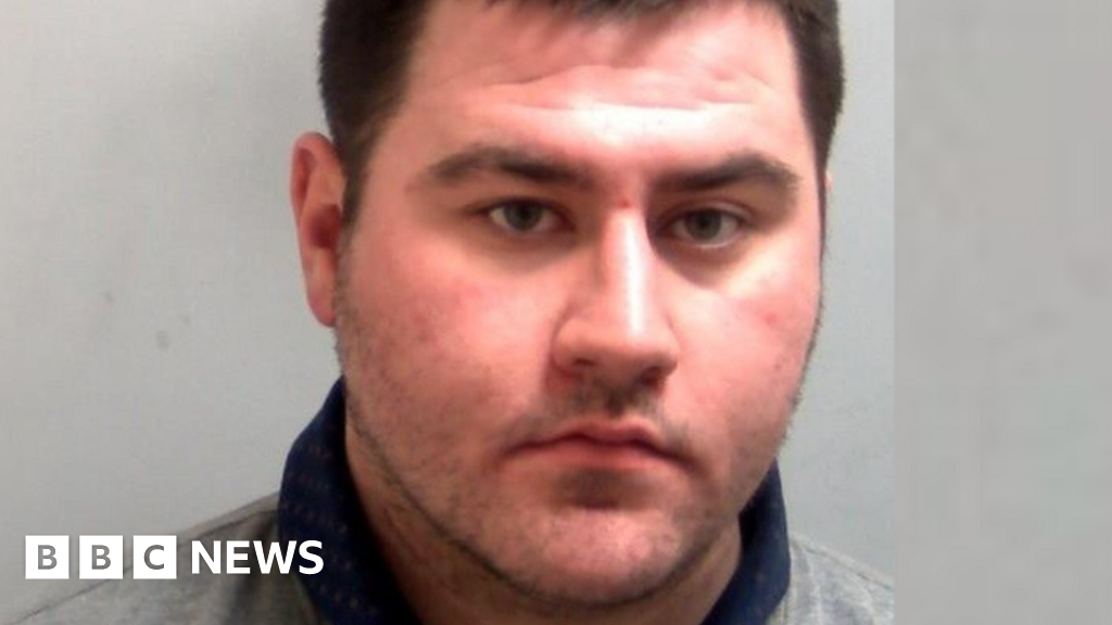 Essex lorry deaths: Caolan Gormley jailed for trafficking offence