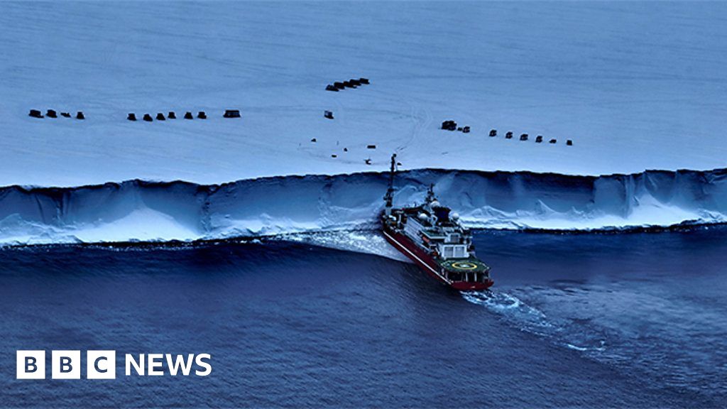 Expedition investigates Larsen Ice Shelf