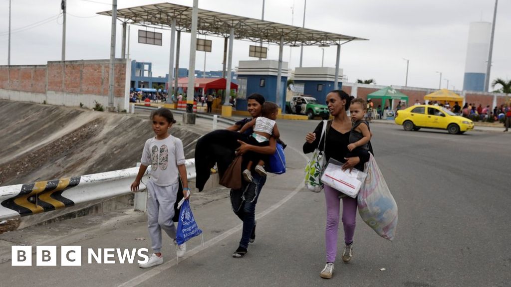 Venezuela Crisis: Migrants Dash To Cross Peru Border - BBC News