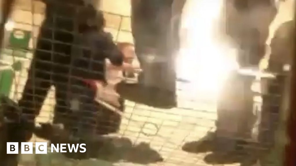 Hmyoi Aylesbury Prisoners Trash Wing In Riot Bbc News