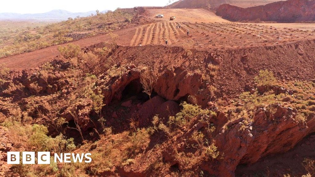 Mining firm sorry for destroying Aboriginal caves