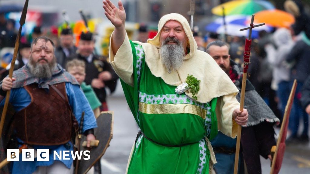 In pictures: St Patrick's Day celebrated in Northern Ireland – NewsEverything Northern Ireland