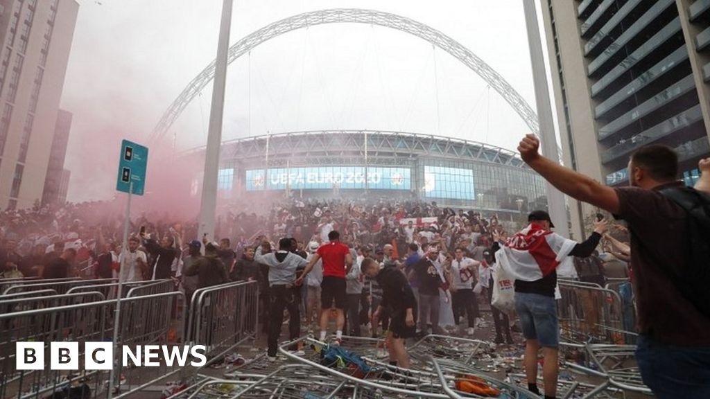 Wembley Stadium: FA backs plans for new fences to help curb disorder