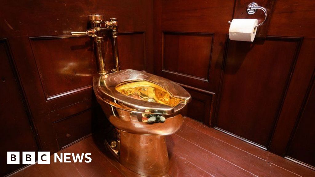 Man Pleads Guilty to Theft of 18-Carat Gold Toilet from Blenheim Palace