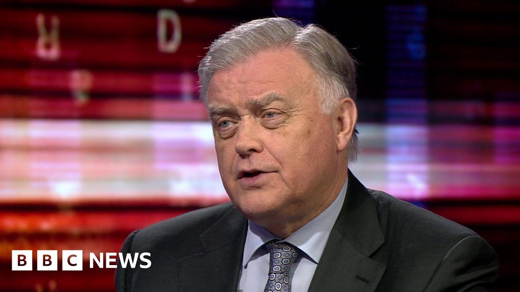 Vladimir Yakunin: Present hacking evidence to the public - BBC News