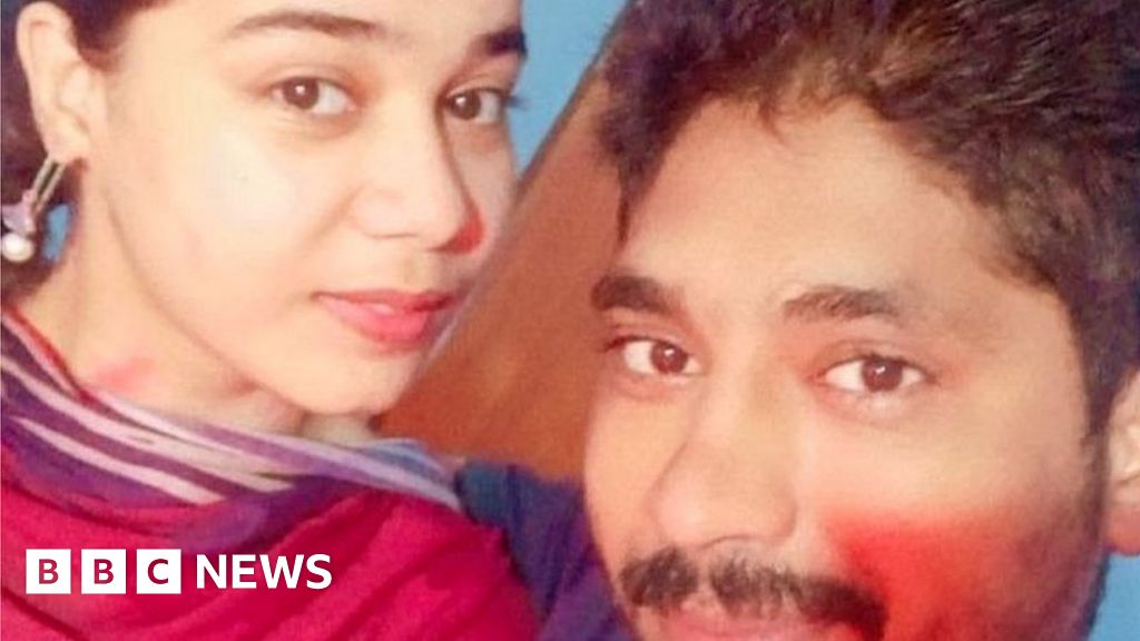 India-Pakistan online love story that ended in jail - BBC News
