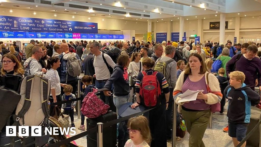 More flights cancelled ahead of Jubilee break