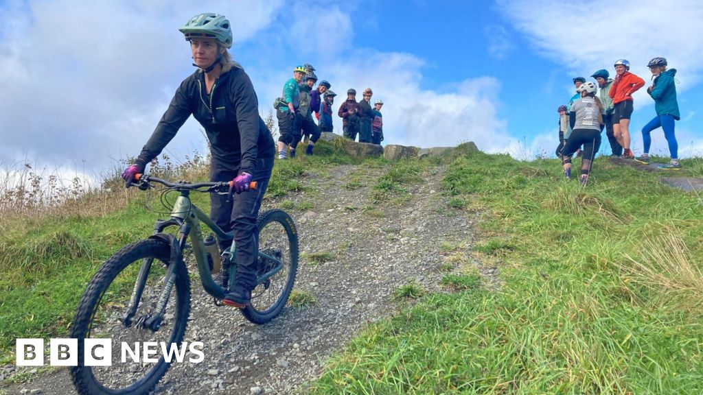 female mountain bikers uk