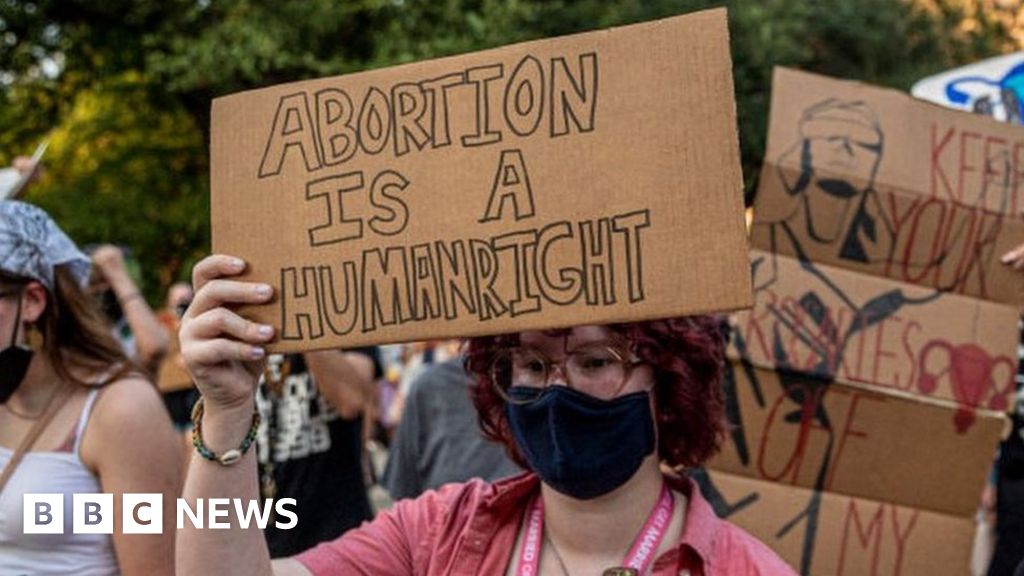 Texas abortion: Doctor sued in first known challenges of new law – BBC News