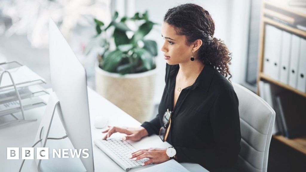 Coronavirus: Matt Hancock rejects face coverings for offices