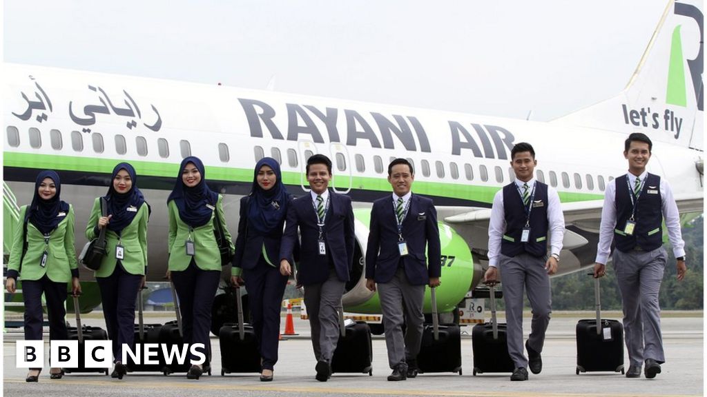 Malaysia's Islamic airline Rayani Air barred from flying - BBC News