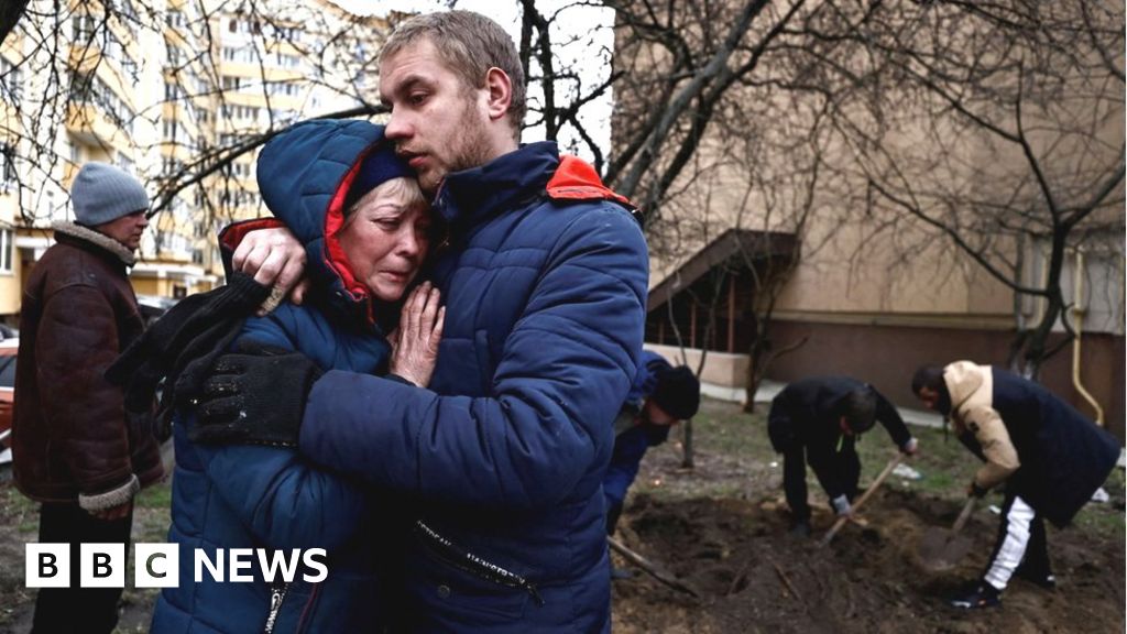 Ukraine war: Bucha deaths 'not far short of genocide' - PM