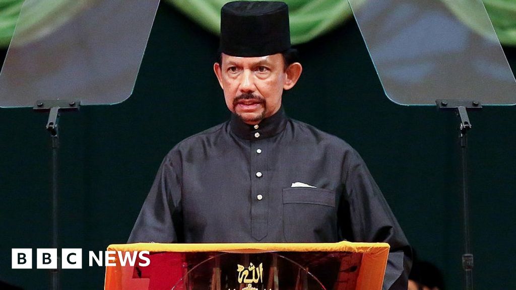 Sultan Of Bruneis Honour Revoked By University Of Aberdeen Over Anti 
