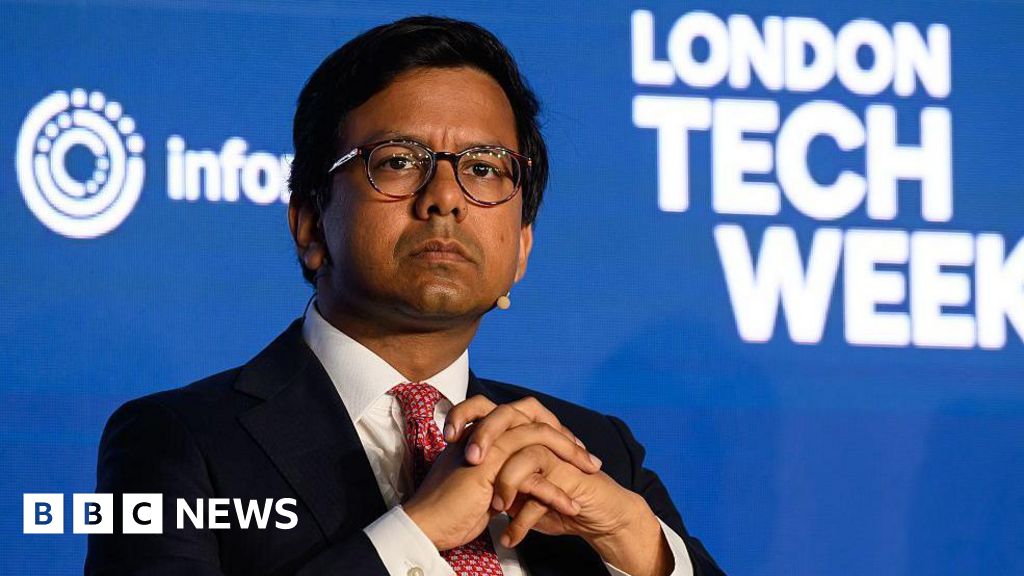 UK PM Burnham Scraps DSIT, Elevates AI Minister to Cabinet